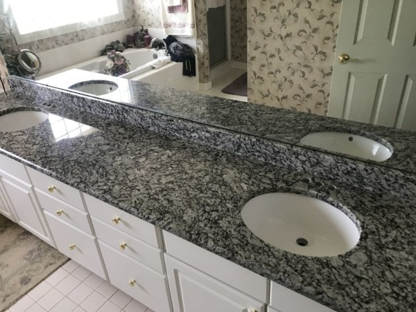Santa Cecilia White, Vanity counter top